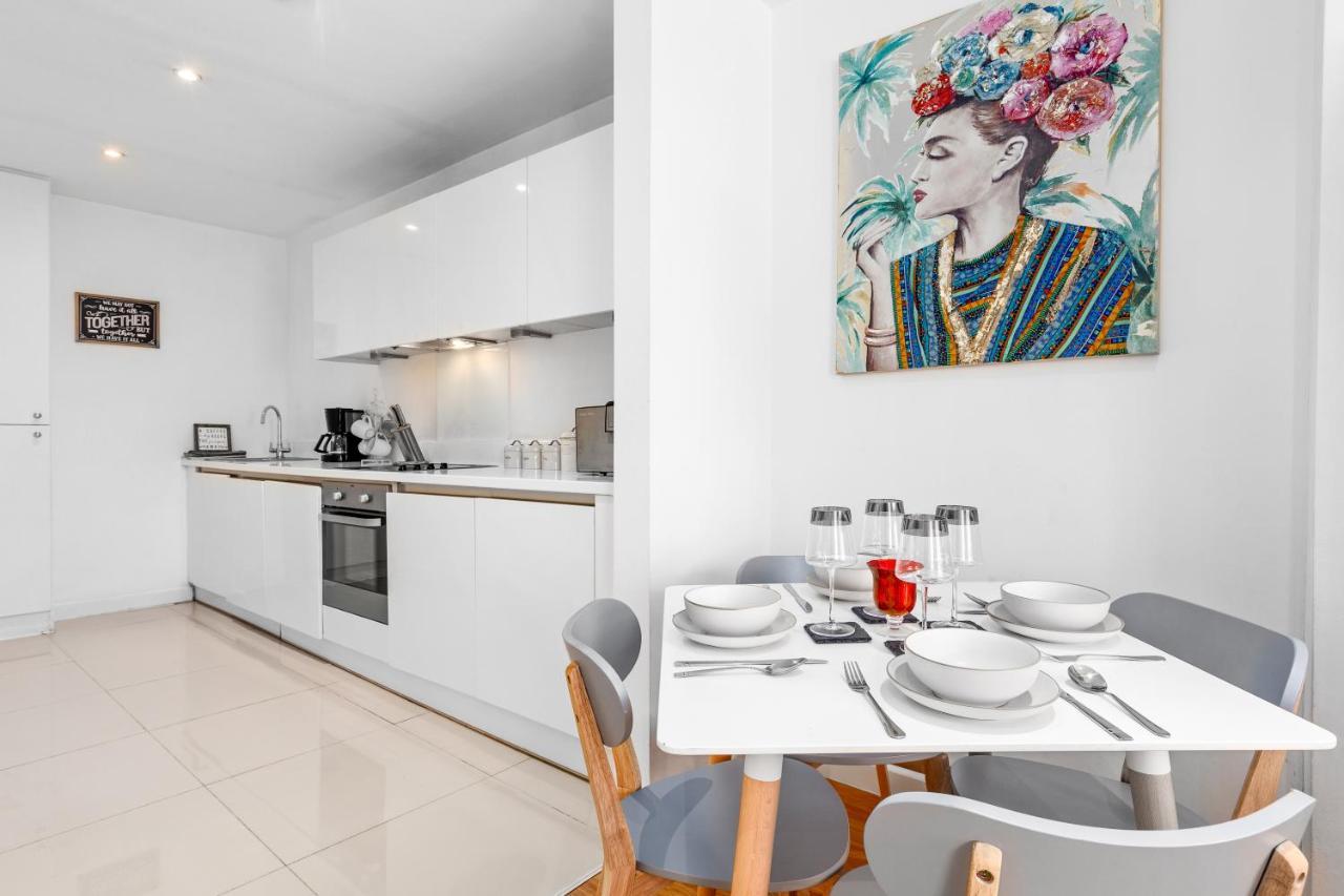 3-Bedroom Flat In London Sleeps 14 Hy1 Luaran gambar
