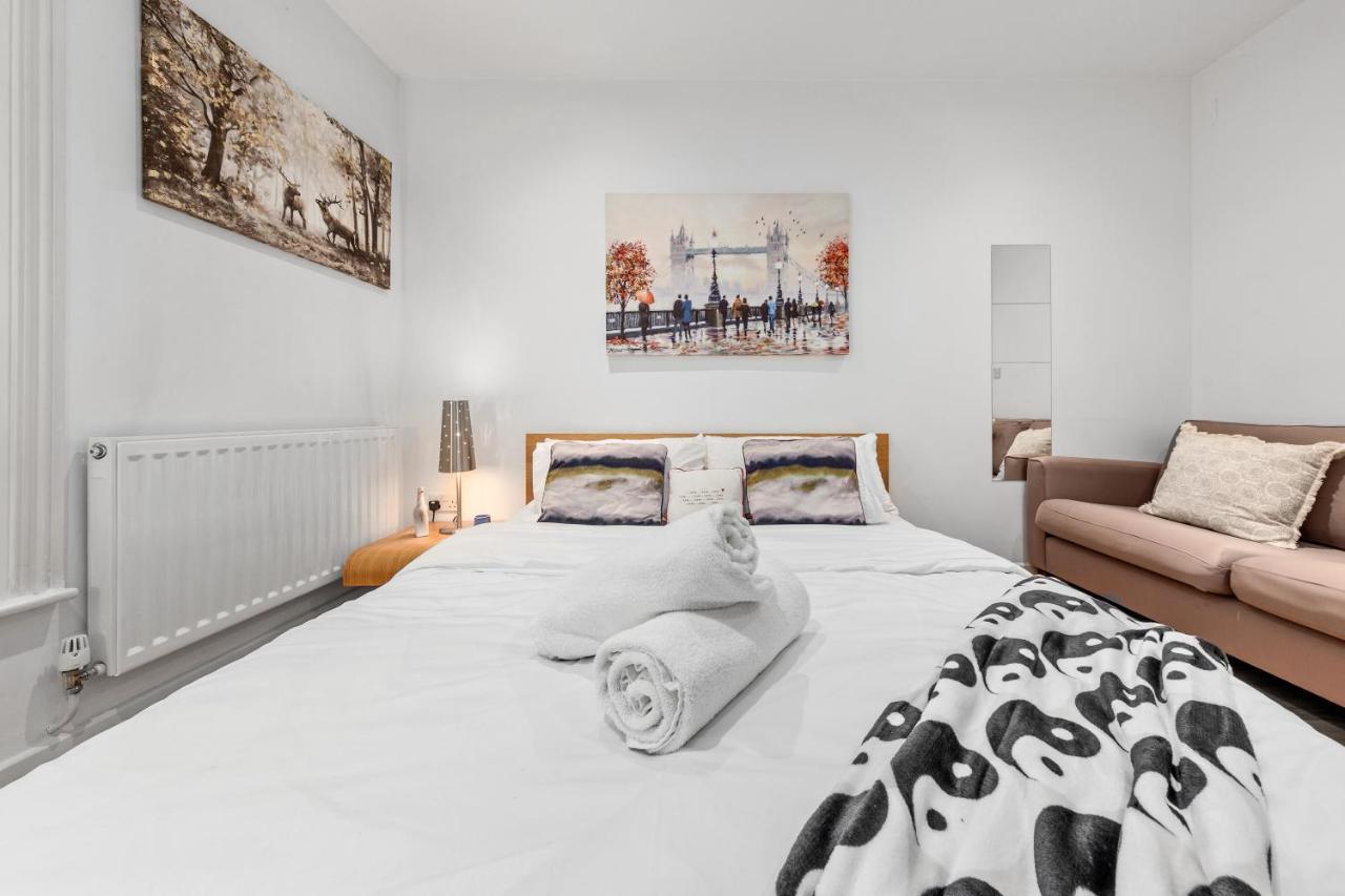 3-Bedroom Flat In London Sleeps 14 Hy1 Luaran gambar